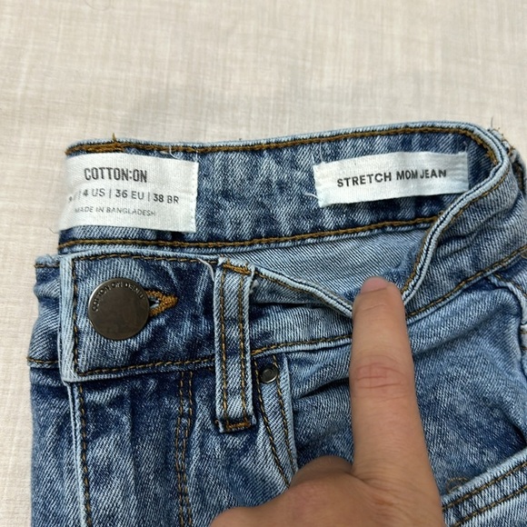 Cotton On Denim Jeans | Mom Jeans | High Rise | Straight Leg | Size 4 Womens - Picture 3 of 4